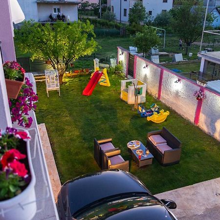 Apartman Mona بودغوريتْسا المظهر الخارجي الصورة