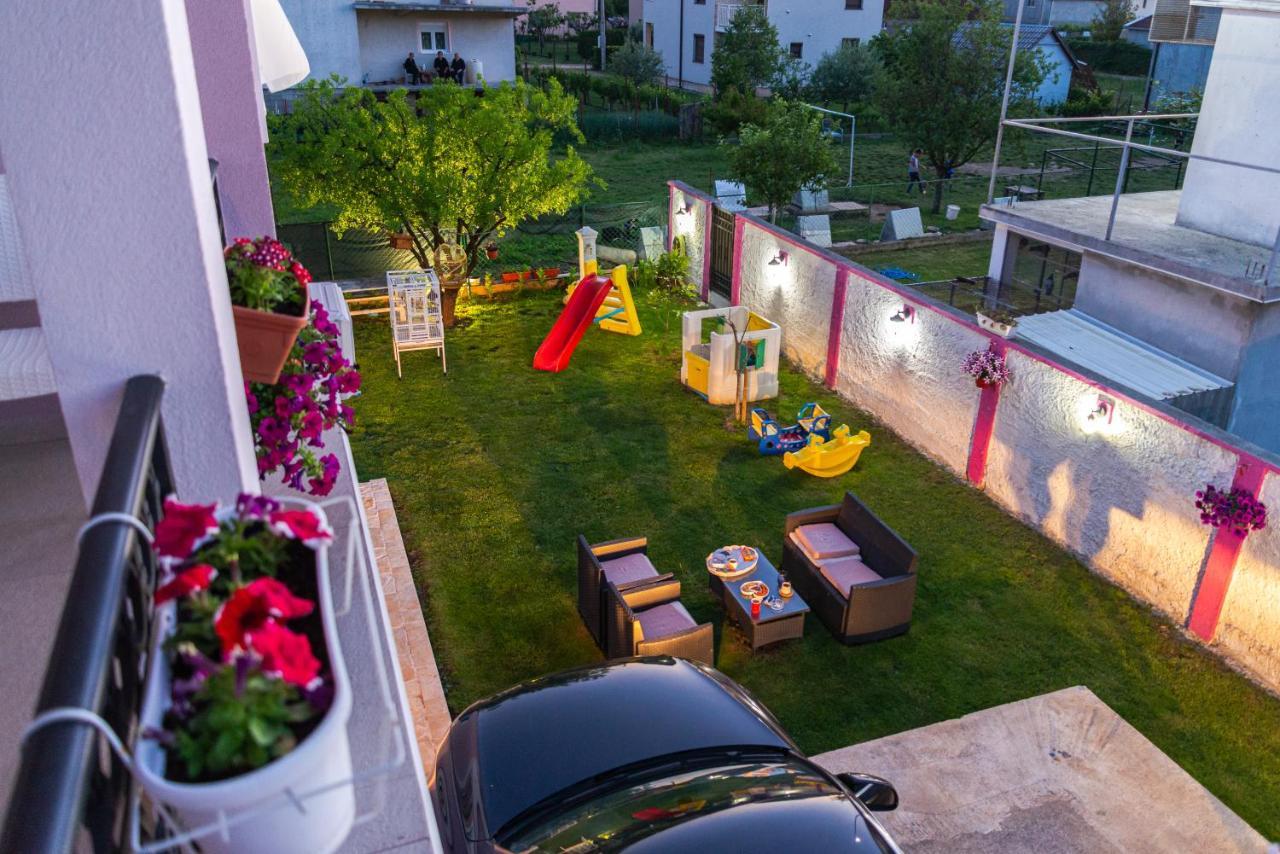 Apartman Mona بودغوريتْسا المظهر الخارجي الصورة