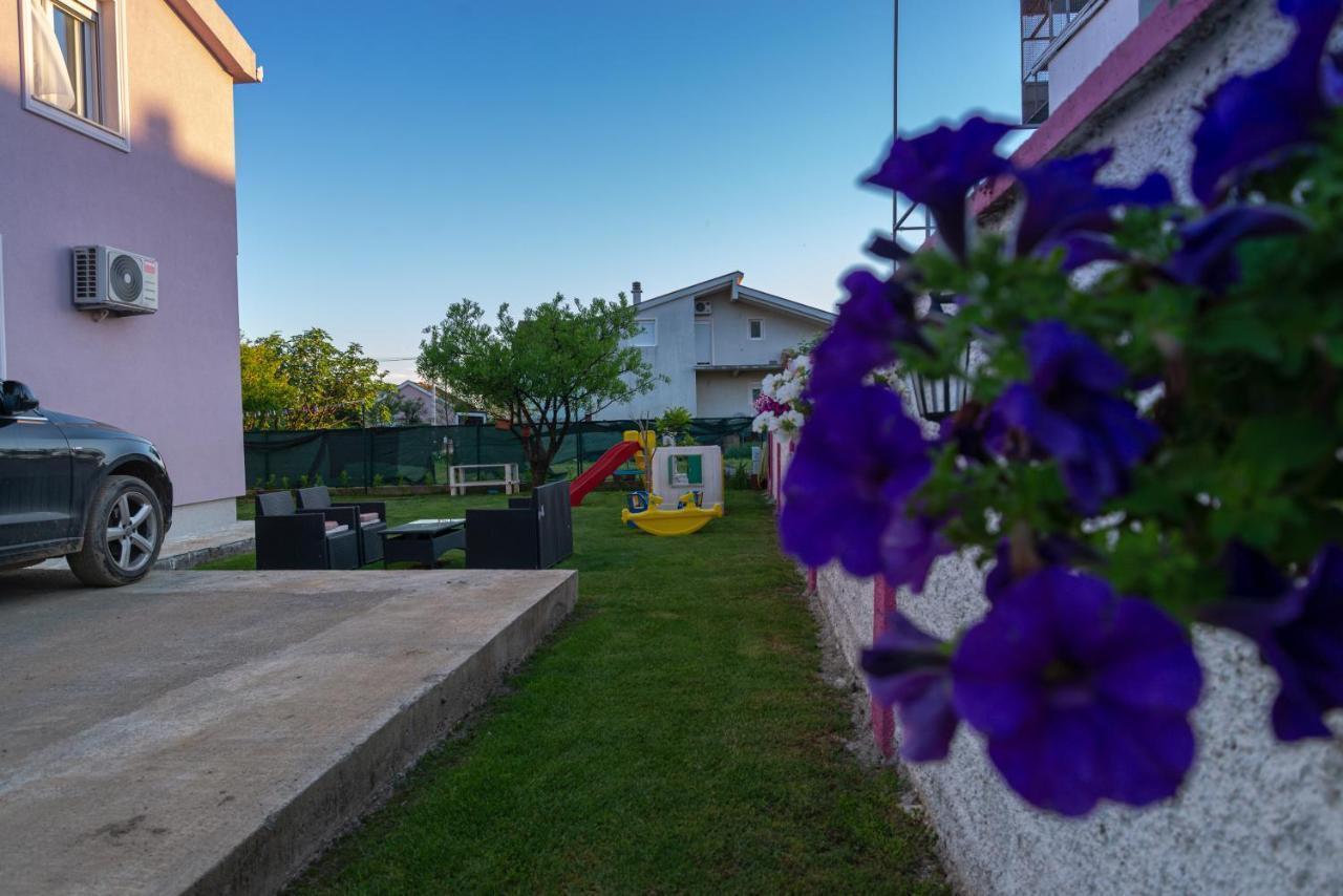 Apartman Mona بودغوريتْسا المظهر الخارجي الصورة