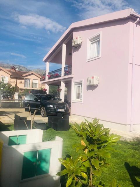 Apartman Mona بودغوريتْسا المظهر الخارجي الصورة