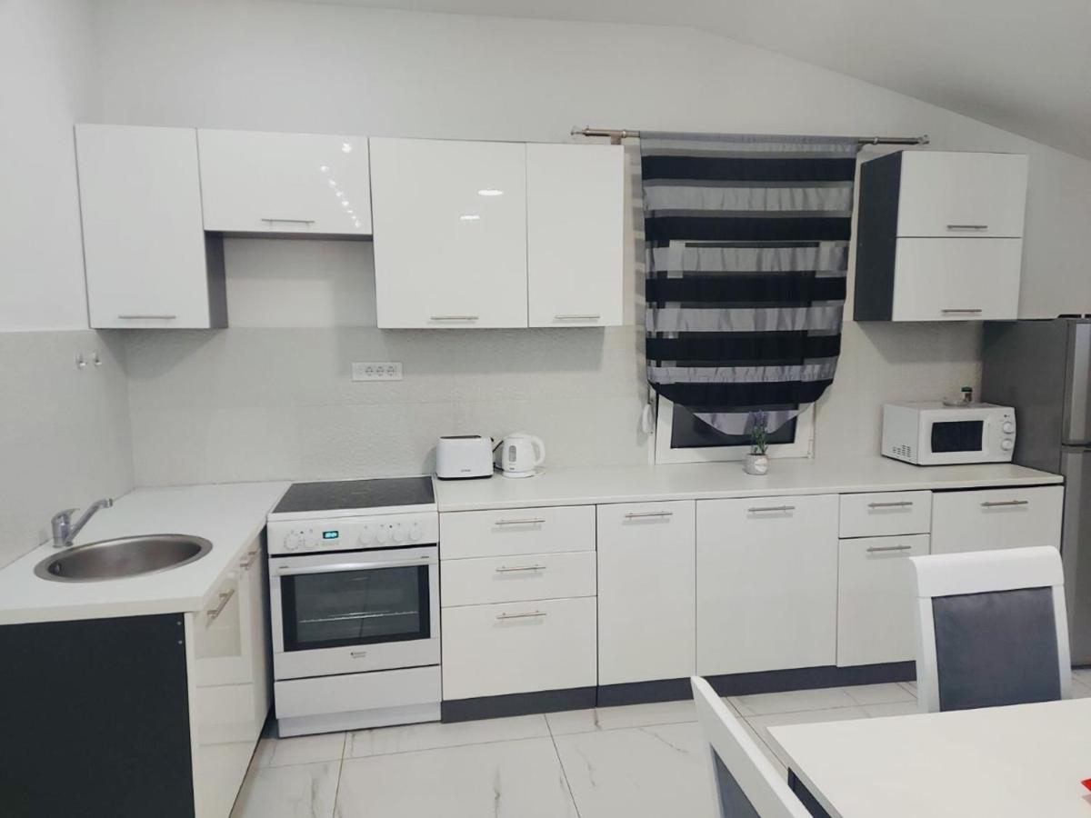 Apartman Mona بودغوريتْسا المظهر الخارجي الصورة
